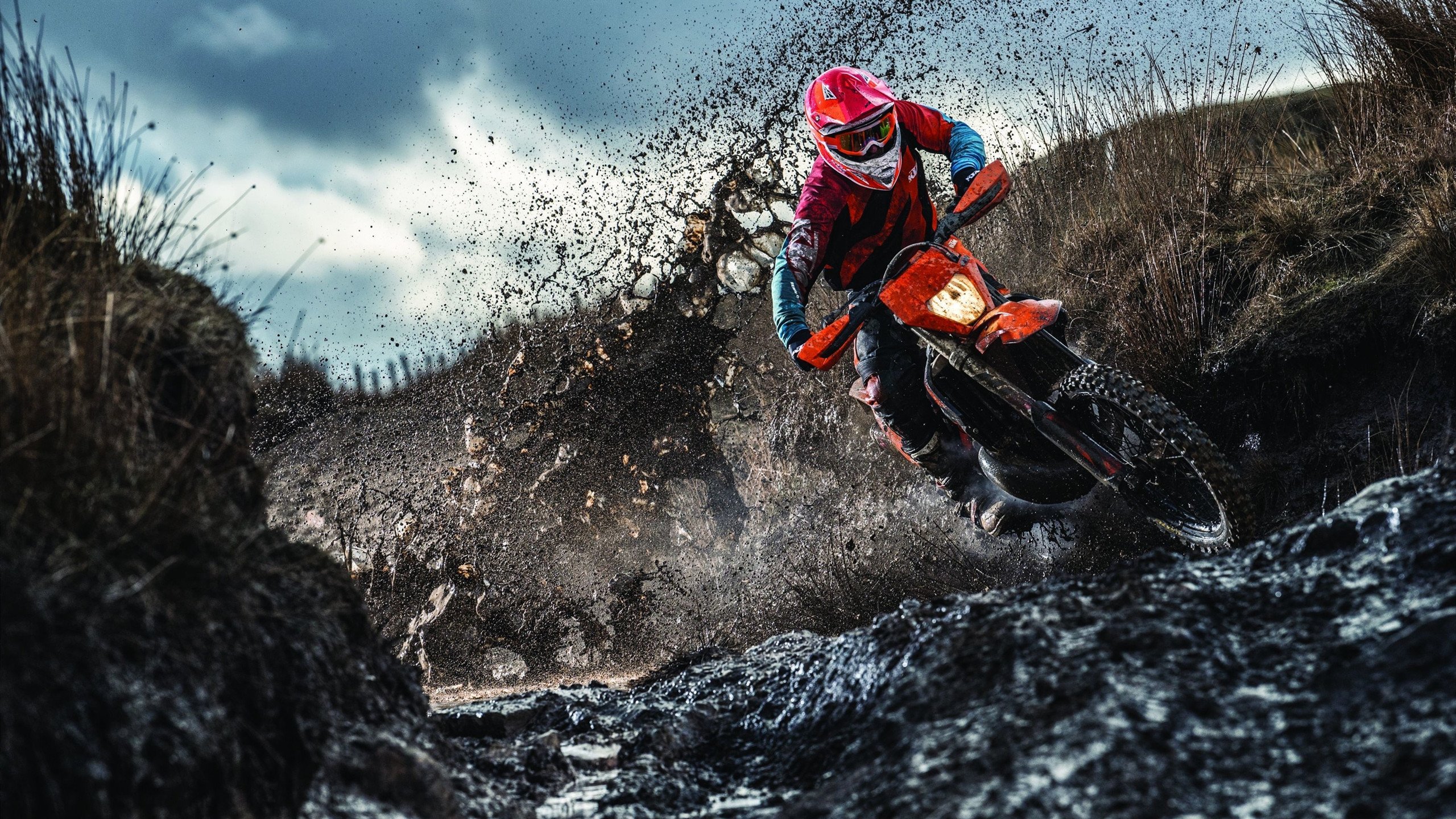 开云体育手机版下载-_大赛专访：幕后故事揭示比赛的精彩与辛苦_，比赛幕后工作者